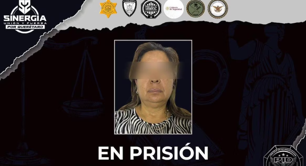 Autoridades de Querétaro durante investigación contra una presunta falsa médica