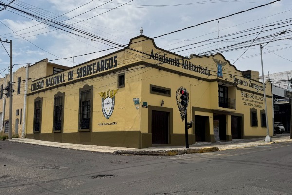 Prevén clausura de academia militarizada en Puebla por estar prohibida