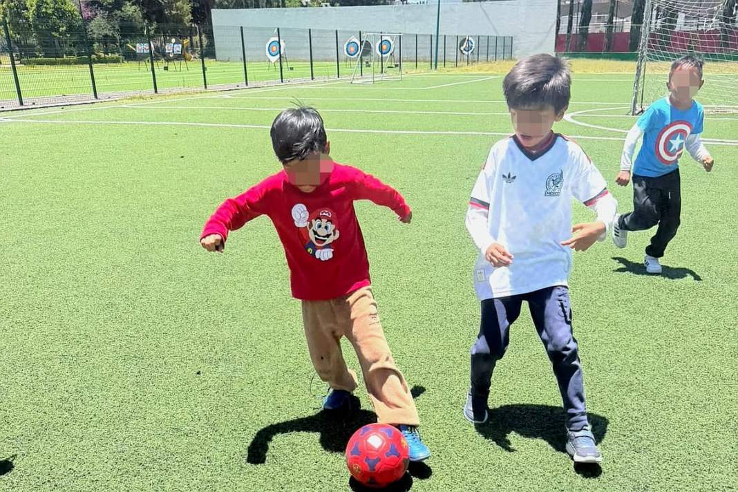 Niñas y niños participan en actividades del Verano Deportivo Tlaxcala 2026.