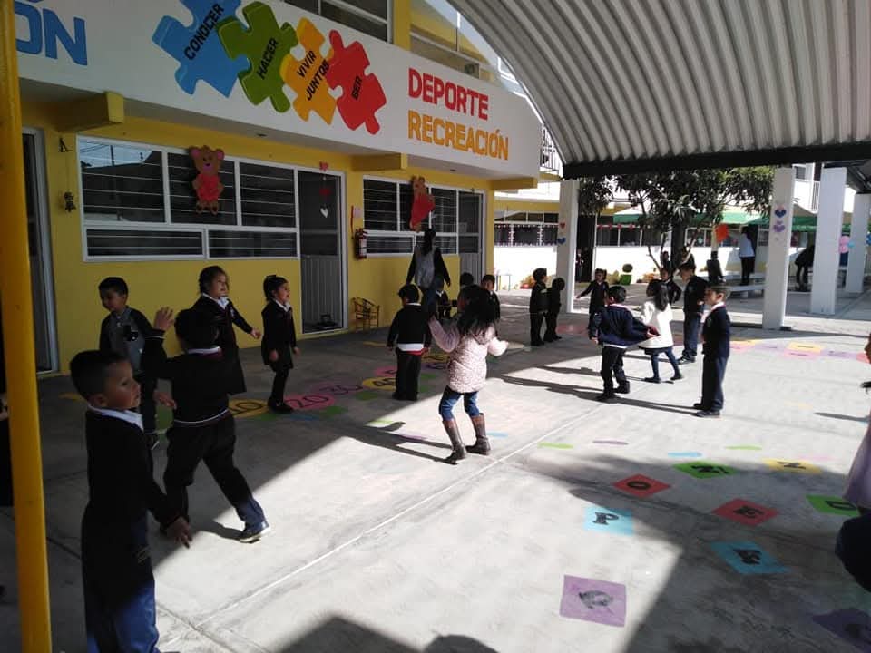 Denuncian explotación laboral y maltrato infantil en el Colegio Jacques Delors de Apetatitlán