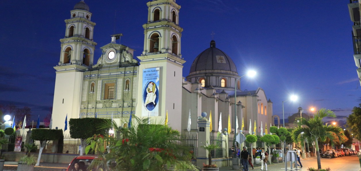 Cielo parcialmente nublado sobre Tehuacán.