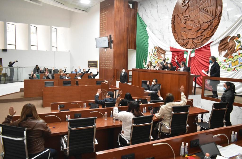 Diputados durante una sesión del Congreso de Tlaxcala.
