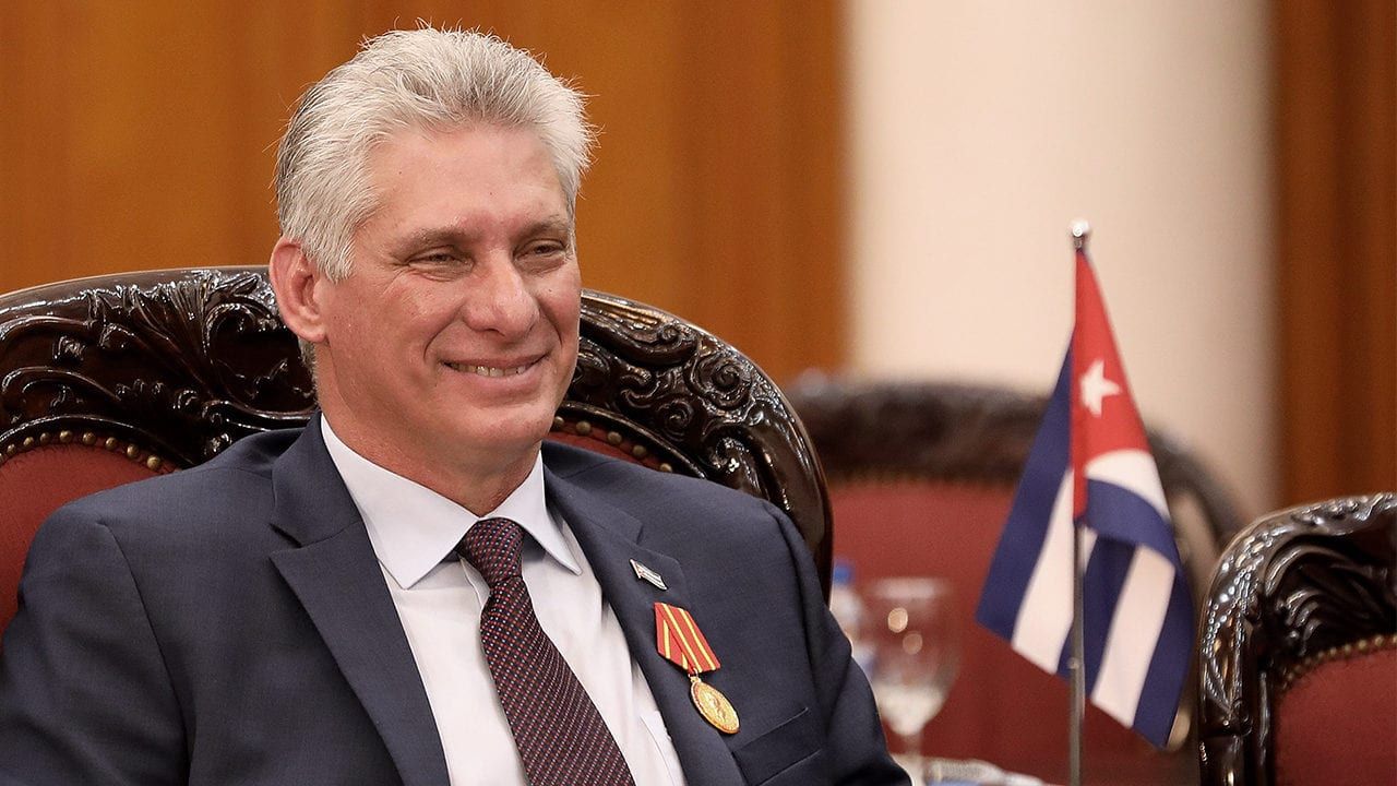 Miguel Díaz-Canel durante una entrevista sobre tensiones entre Cuba y Estados Unidos.