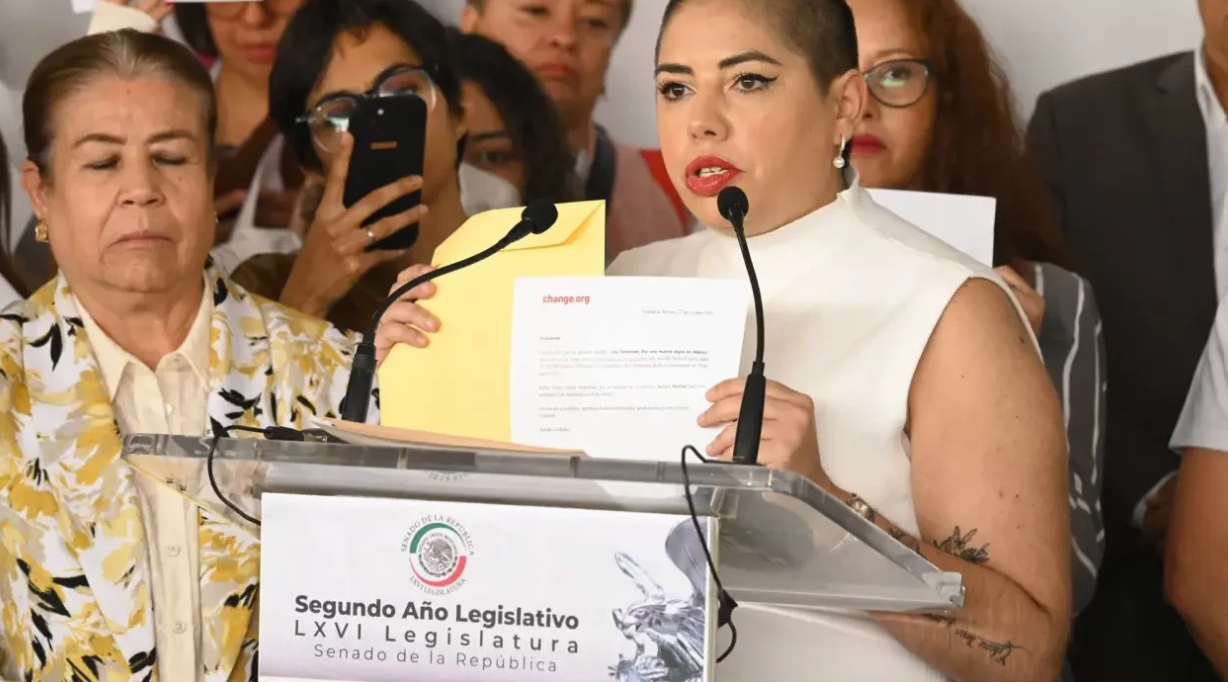 Mujer impulsa la Ley Trasciende para legalizar la eutanasia en México.