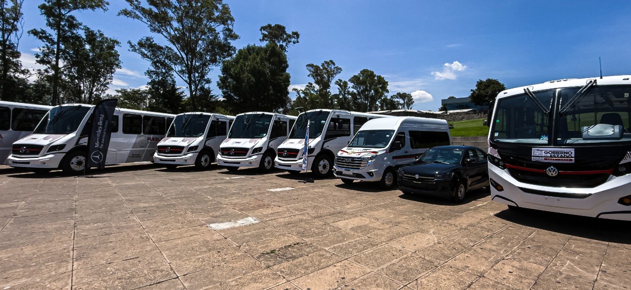 Nuevas unidades del transporte público incorporadas al servicio en Puebla.