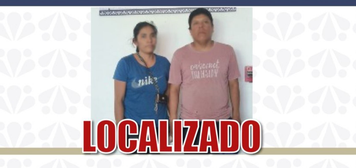 Agentes de la Fiscalía durante un operativo en el centro de Izúcar de Matamoros.
