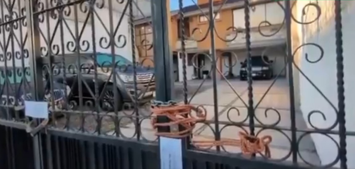 Agentes realizan cateo en inmueble de Puebla.