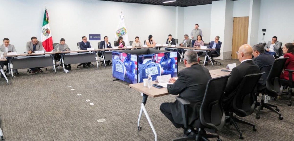 El secretario de Seguridad Pública de Puebla comparece ante diputados del Congreso estatal.