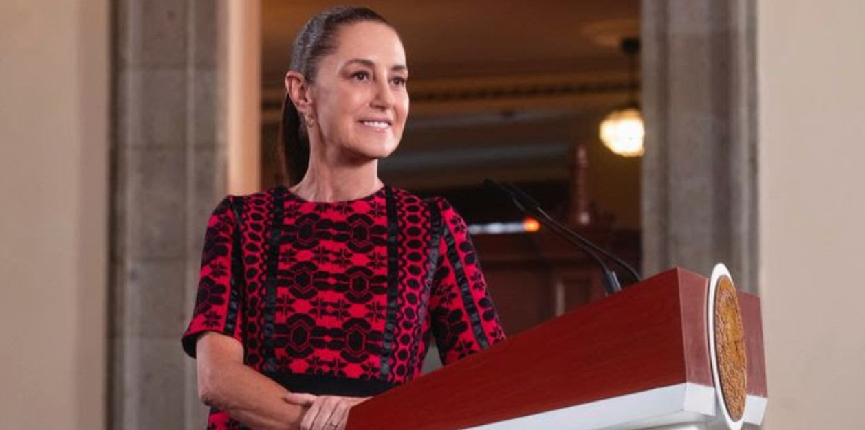 Claudia Sheinbaum durante conferencia sobre inversiones y trámites.