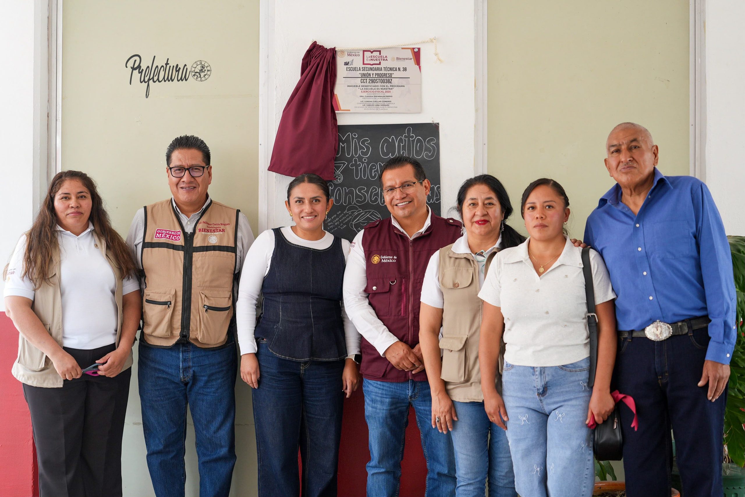 Escuela beneficiada por programa educativo en Tlaxcala