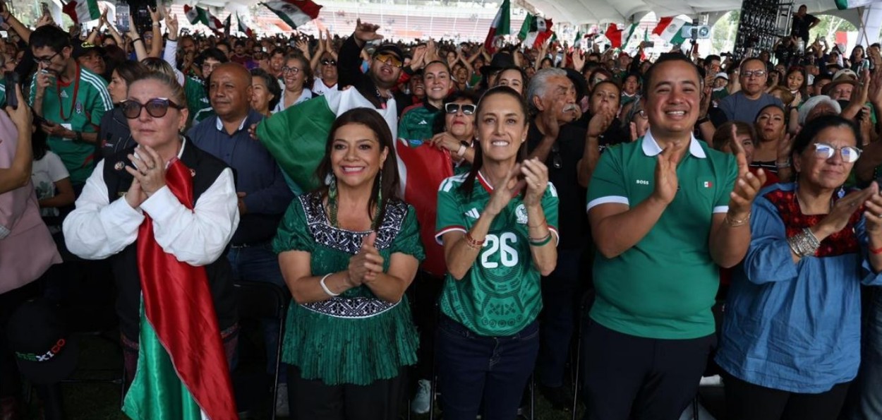 Claudia Sheinbaum celebra la victoria de México en el Mundial 2026.