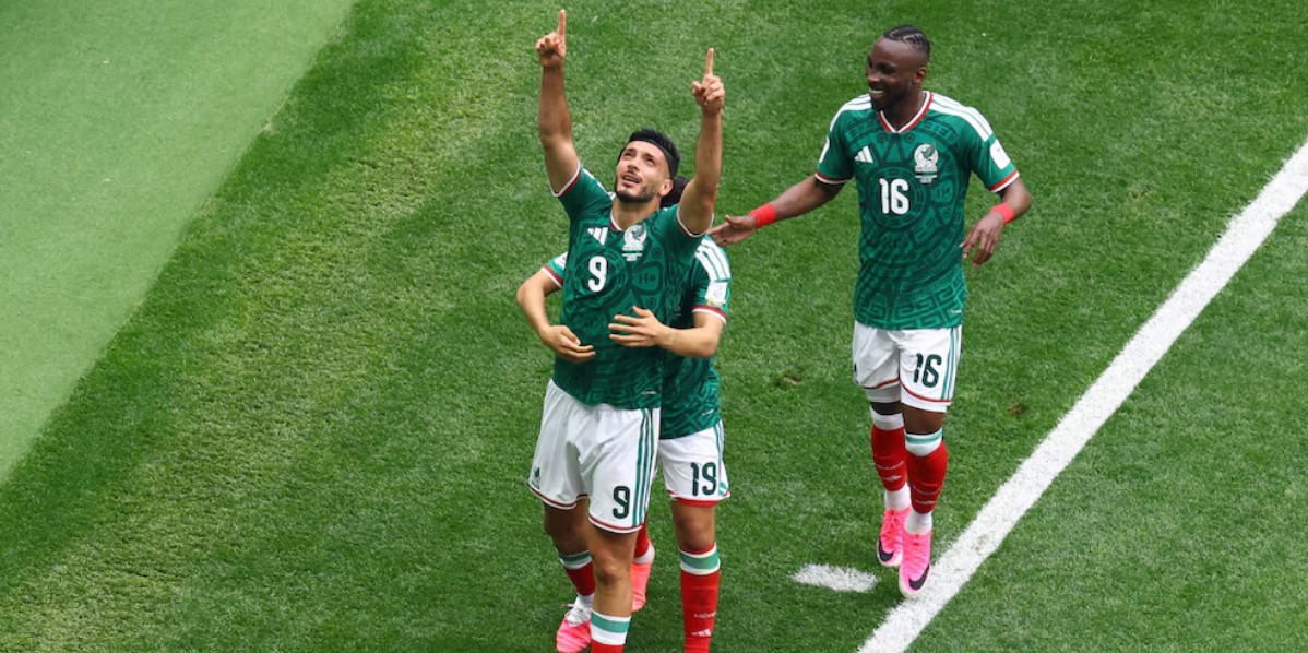 Jugadores de México celebran un gol ante Sudáfrica en el Mundial 2026.