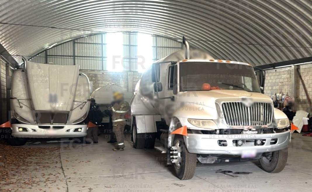 Pipas de gas aseguradas durante operativo en Apizaco.