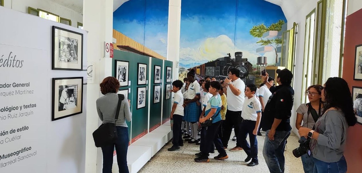 Exposición sobre la historia de los ferrocarriles de México.