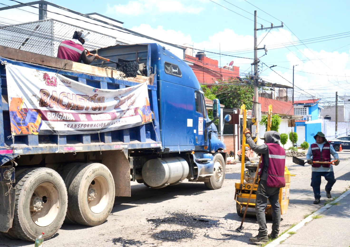 Avanza programa Bachetón 2026 con trabajos de rehabilitación vial en San Pedro Cholula