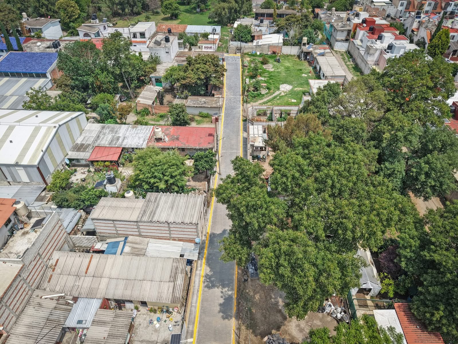 Entrega Omar Muñoz pavimentación en Privada San Miguel