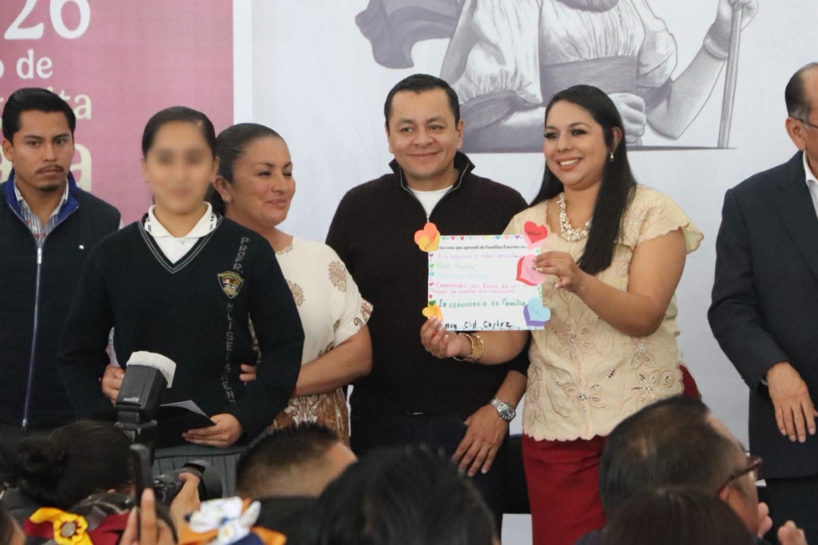 Concluye San Pedro Cholula programa “Familias Fuertes: Amor y Límites” 