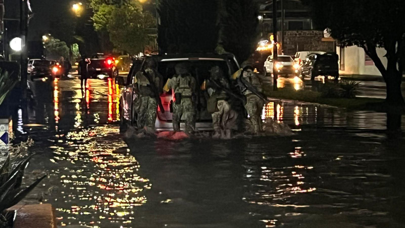 Despliegan operativo de emergencia tras severa tromba en Apizaco y YauhquemehcanDespliegan operativo de emergencia tras severa tromba en Apizaco y Yauhquemehcan