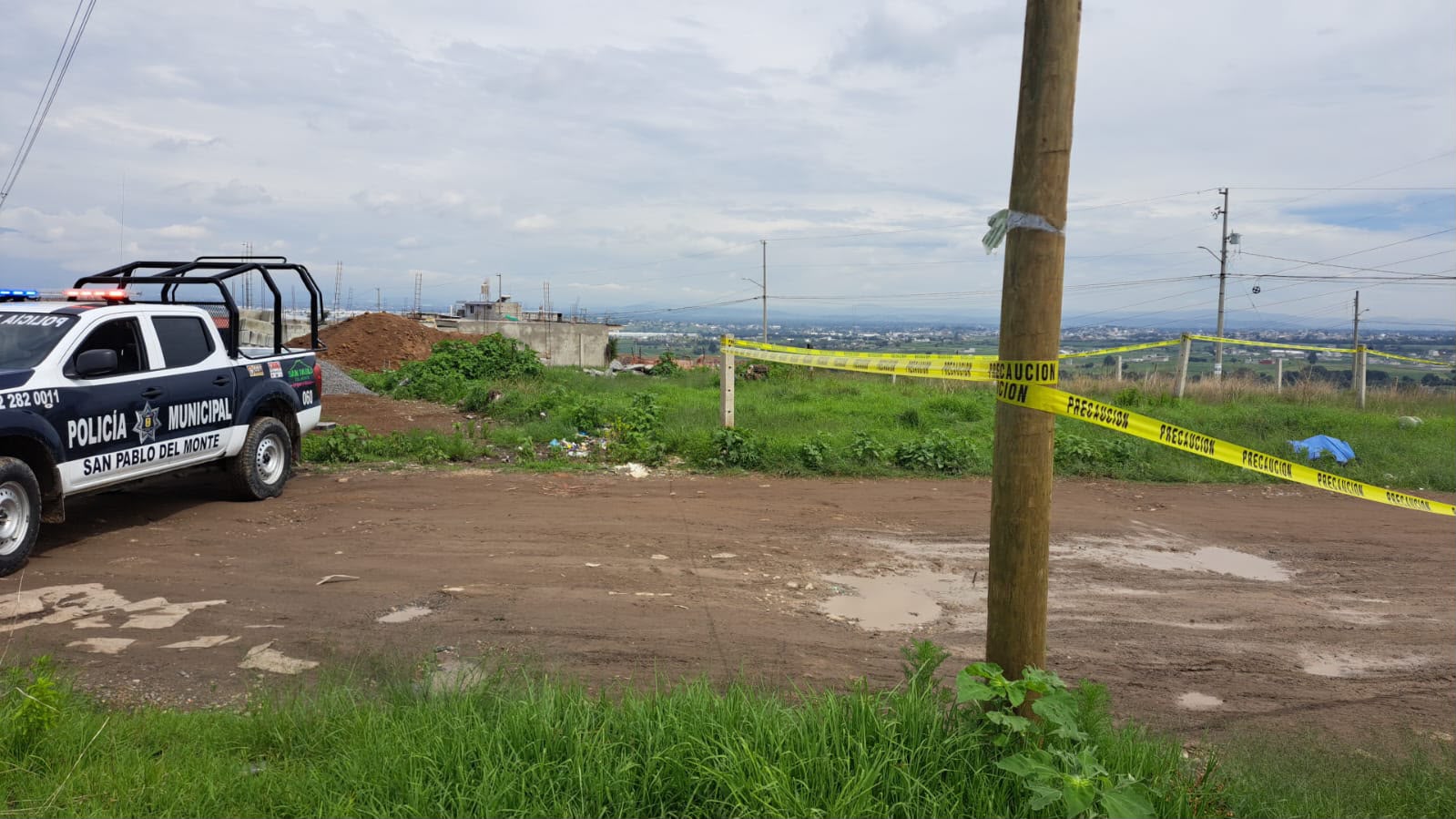 Tras más de 12 horas, levantan cuerpo hallado en límites de Puebla y Tlaxcala