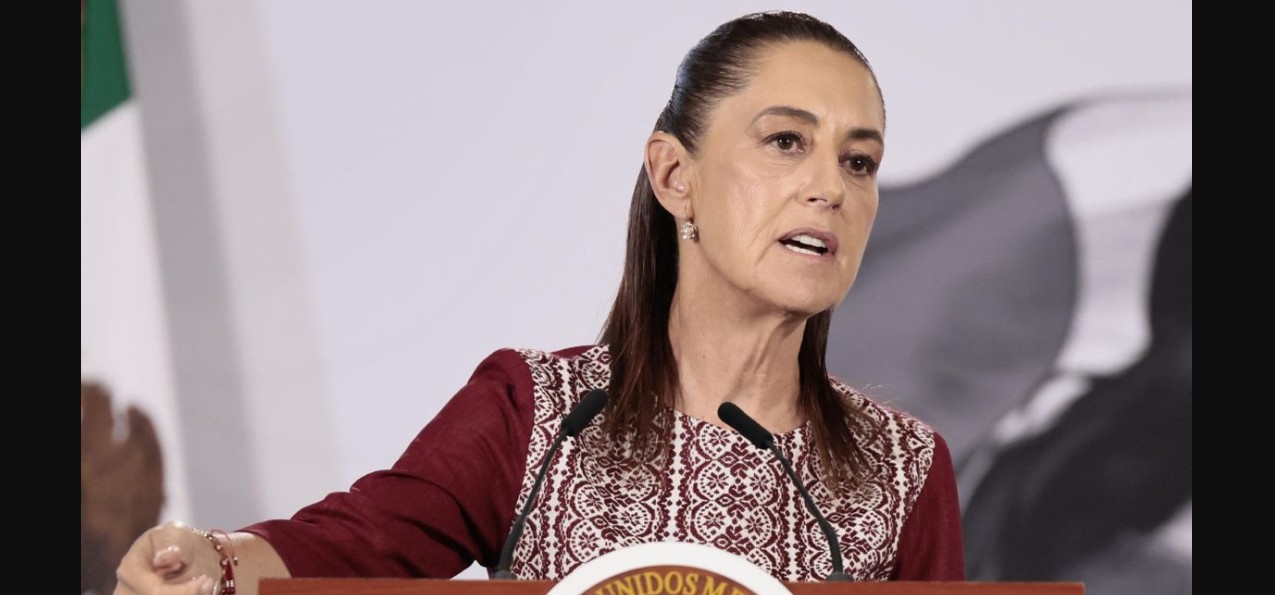 Claudia Sheinbaum durante conferencia en Palacio Nacional sobre nepotismo electoral