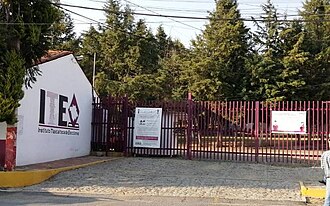 Autoridades del ITE Tlaxcala durante reunión de planeación electoral.