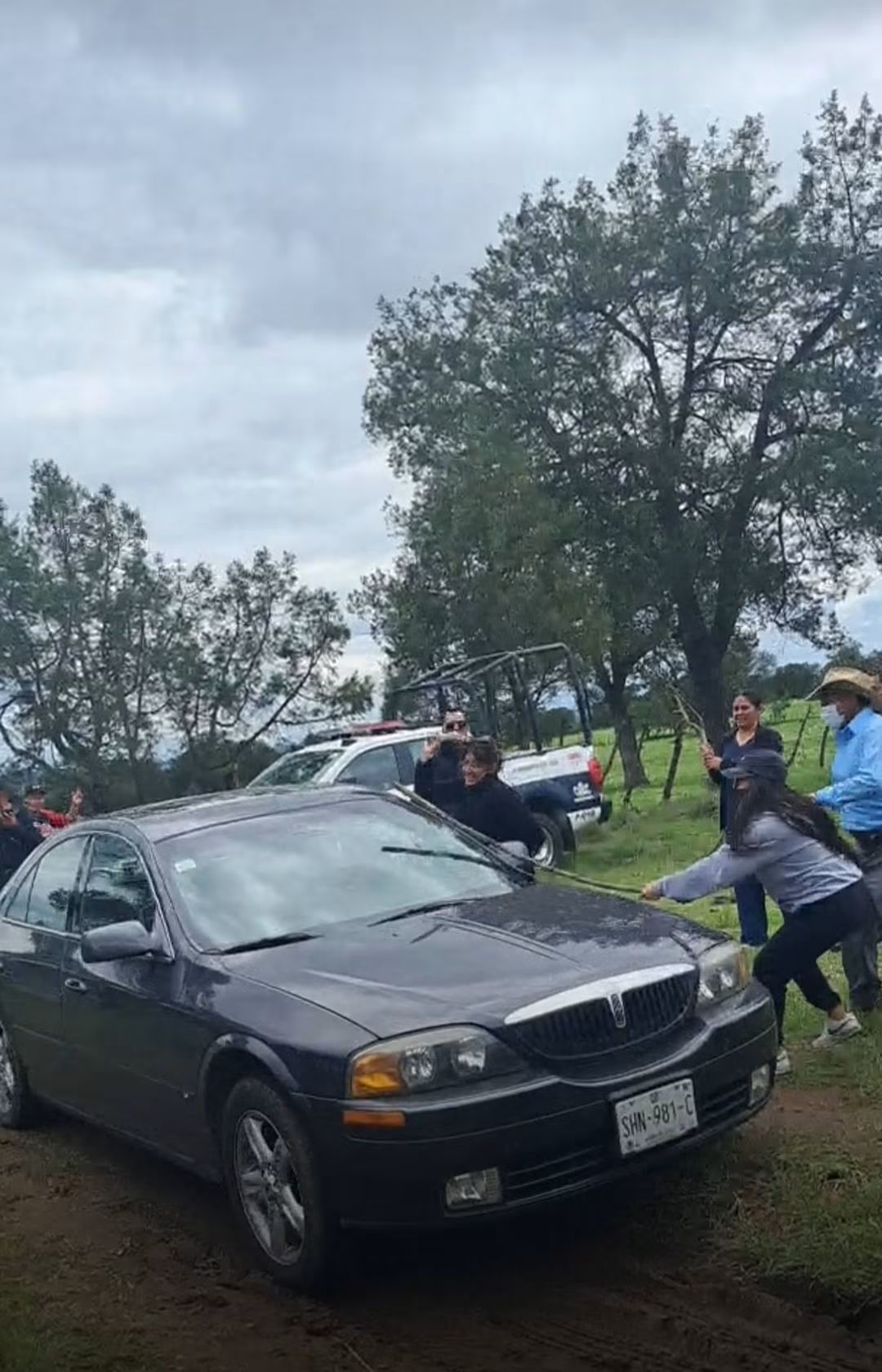Estalla la violencia en Atlangatepec tras protestas contra proyecto de Gobierno Federal