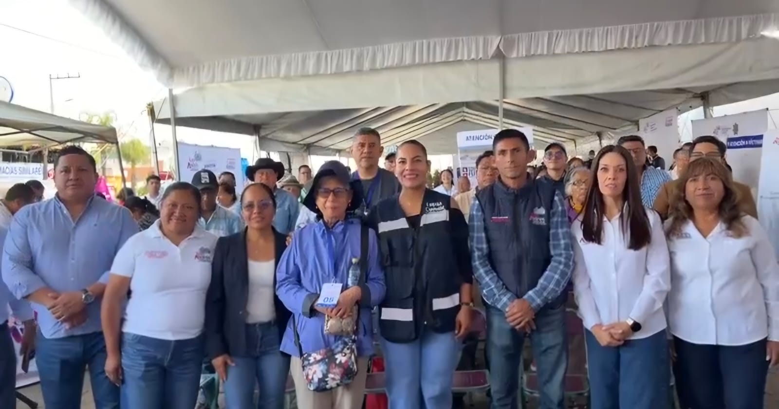 Jornada de Proximidad acerca servicios municipales a San Francisco Acatepec