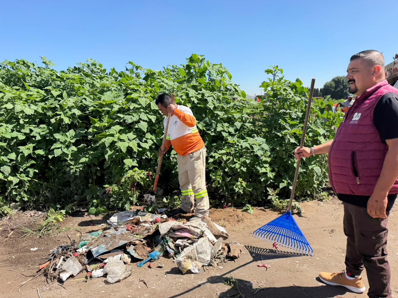 Gobierno de San Pedro Cholula refuerza acciones para combatir tiraderos clandestinos en la magdalena