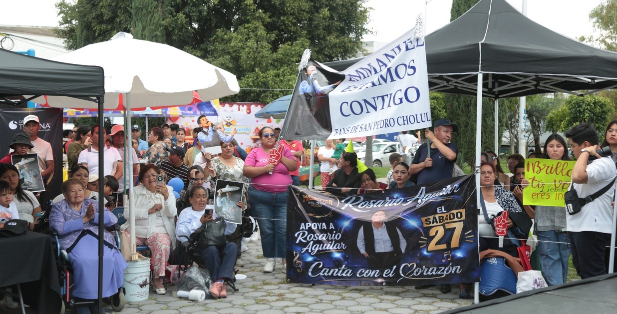 Participantes de Mi Voz es Magnífica 2026 en la Central de Abasto de Puebla.