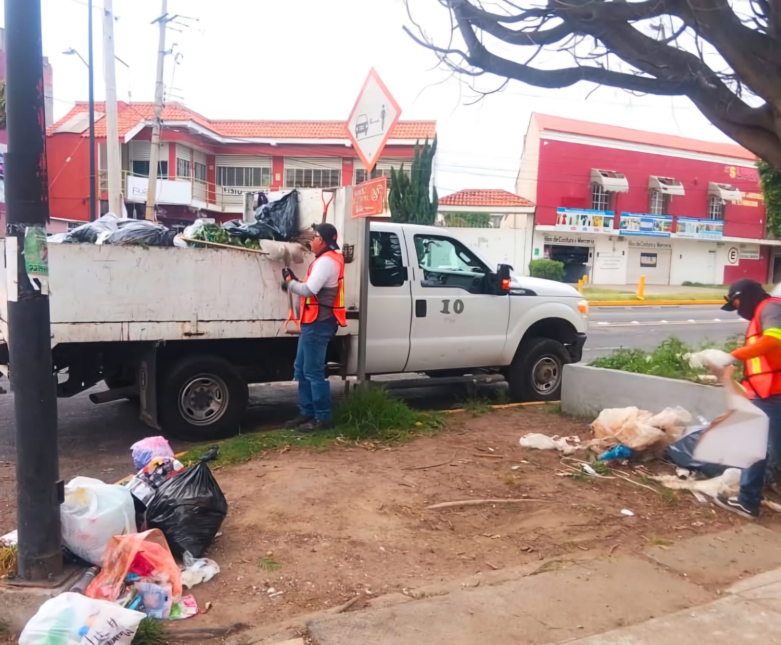 Refuerzan acciones para erradicar tiraderos clandestinos en San Pedro Cholula