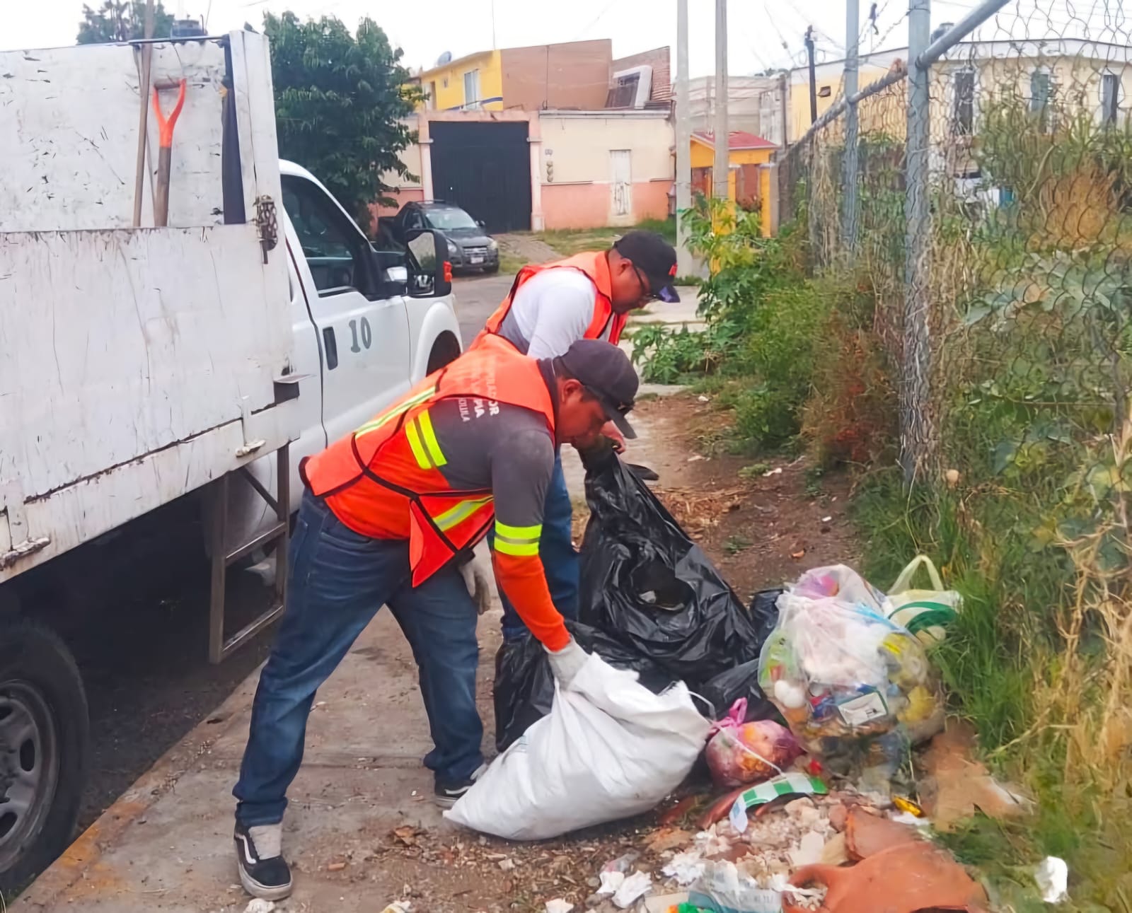 Refuerzan acciones para erradicar tiraderos clandestinos en San Pedro Cholula