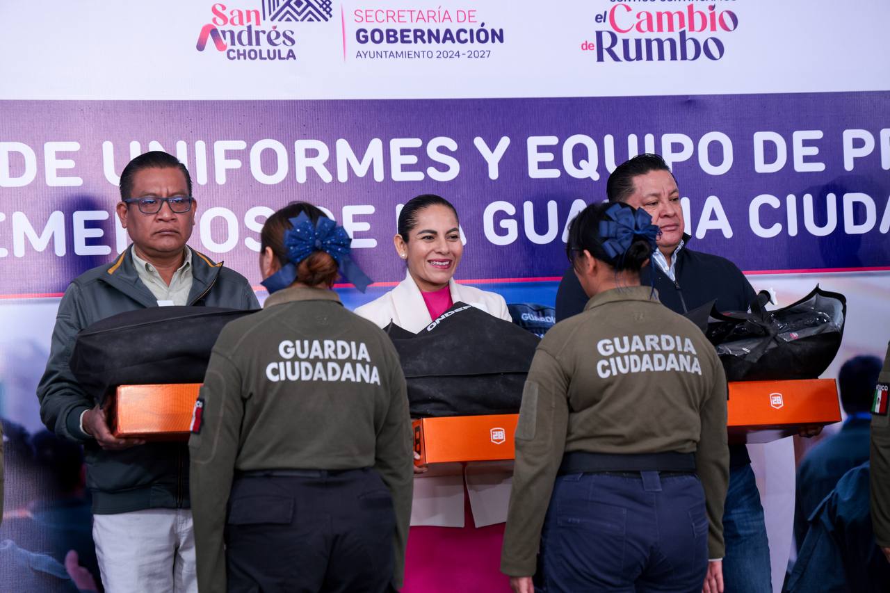 Dignifica Lupita Cuautle a la Guardia Ciudadana de San Andrés Cholula