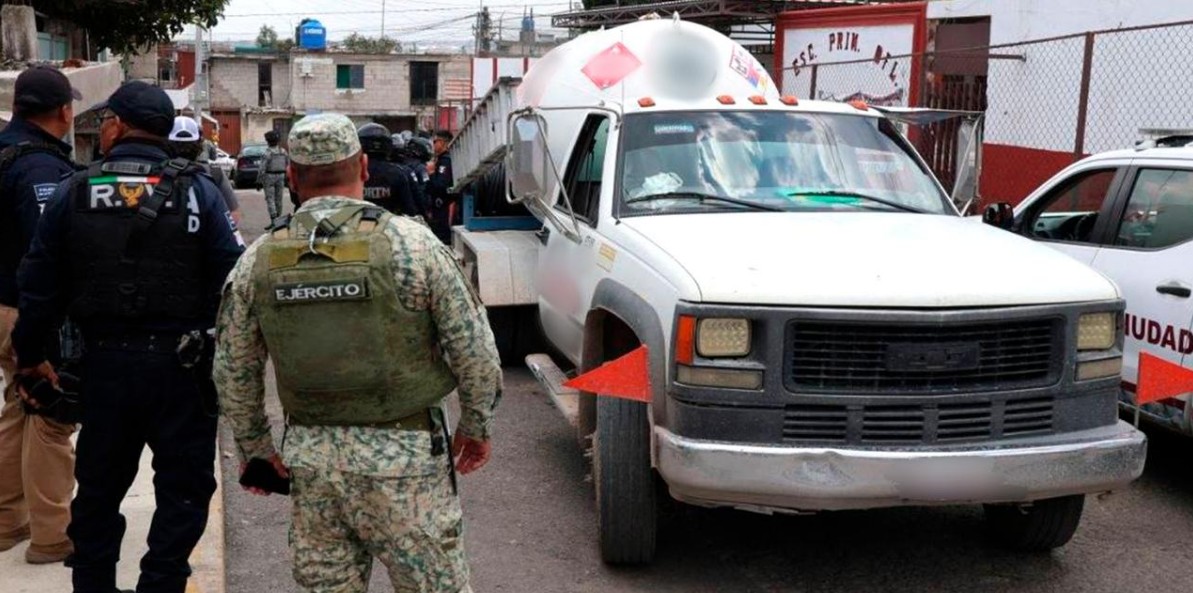 Pipa asegurada durante operativo de seguridad en Puebla.