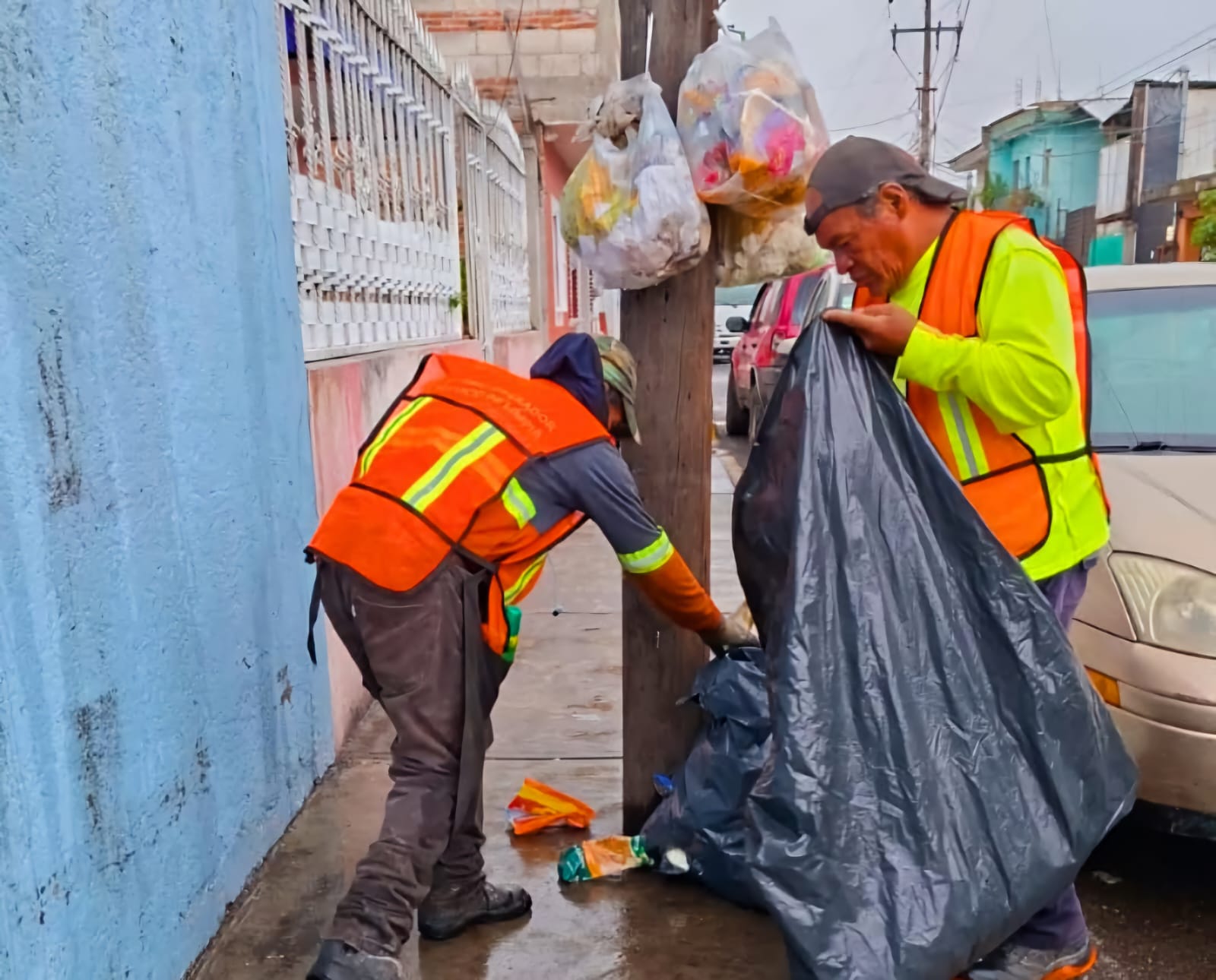 Jornada “Barriendo tu Calle” interviene 13 vialidades de San Pedro Mexicaltzingo