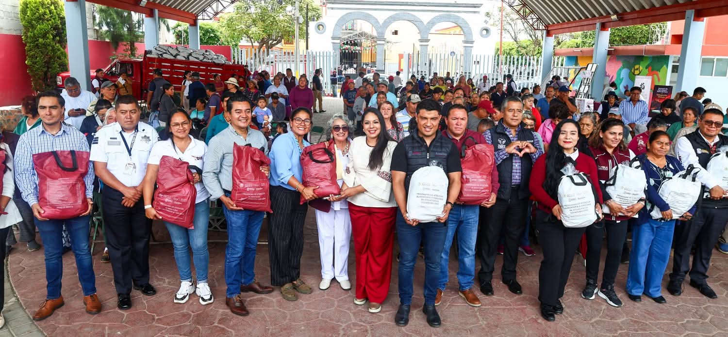 Tonantzin Fernández encabeza entrega de apoyos en San Matías Cocoyotla