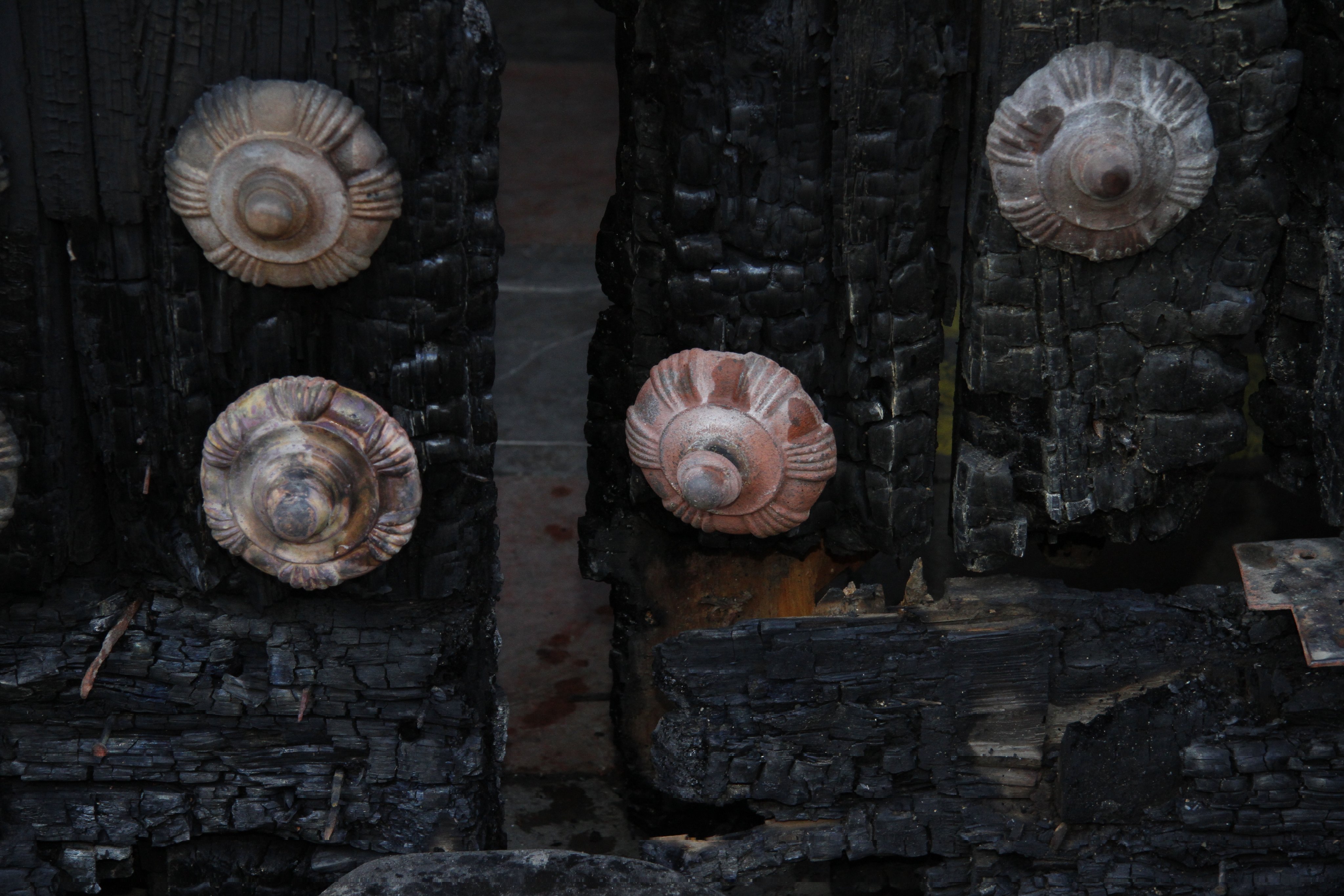 Restauración de puerta dañada en Catedral de Puebla sigue sin calendario definido