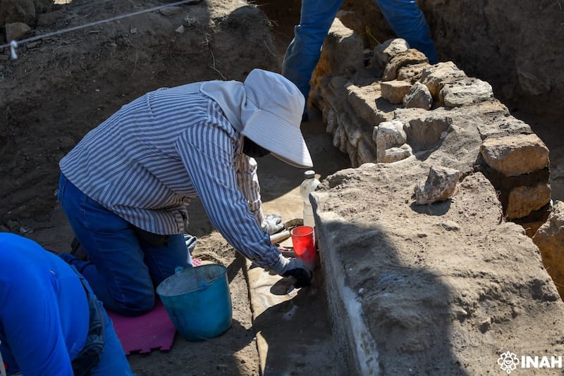 Descubren en Tlaxcala impresionantes relieves prehispánicos que reescriben la historia