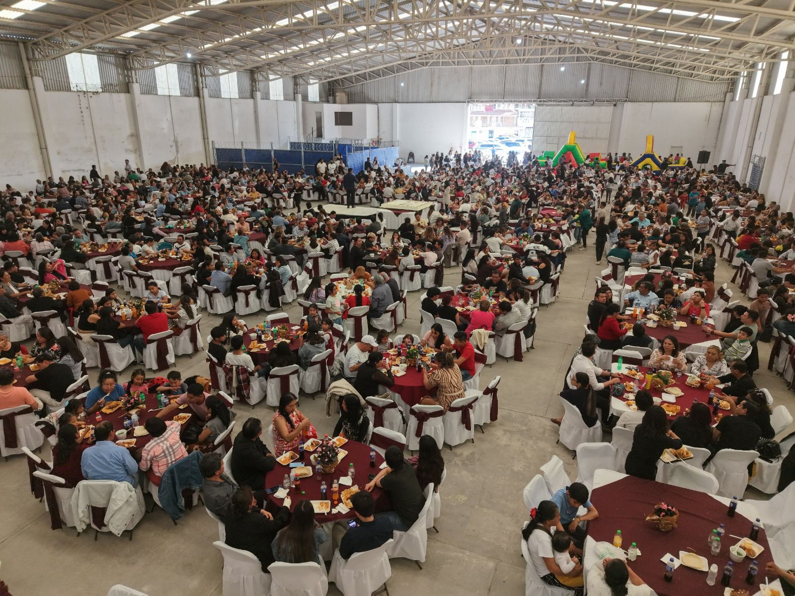 Omar Muñoz celebra el Día de la Familia con gran participación  