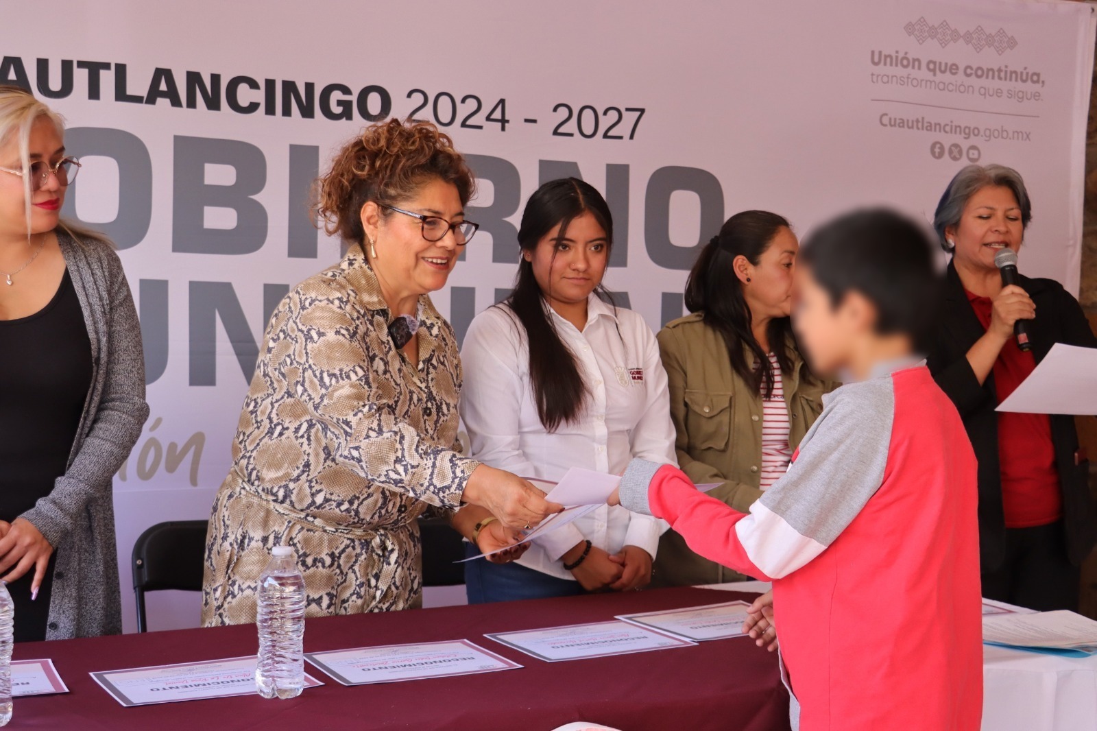 DIF Cuautlancingo fortalece capacitación y bienestar con clausura de talleres
