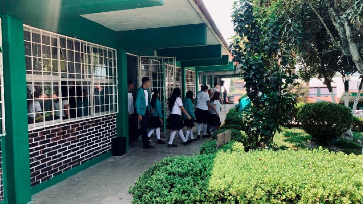 Encuentran a un hombre sin vida al interior del Cobaep 2 de Puebla