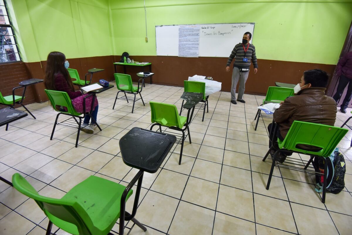 SEP confirma cinco días sin clases en marzo para alumnos de educación básica