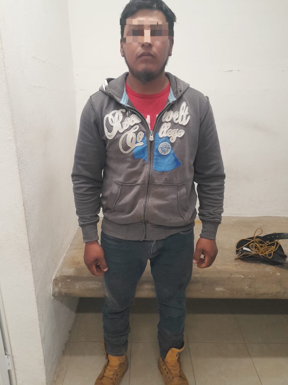 ¡Cae talador armado! Lo sorprenden con motosierra y réplica de pistola en los bosques de Nanacamilpa