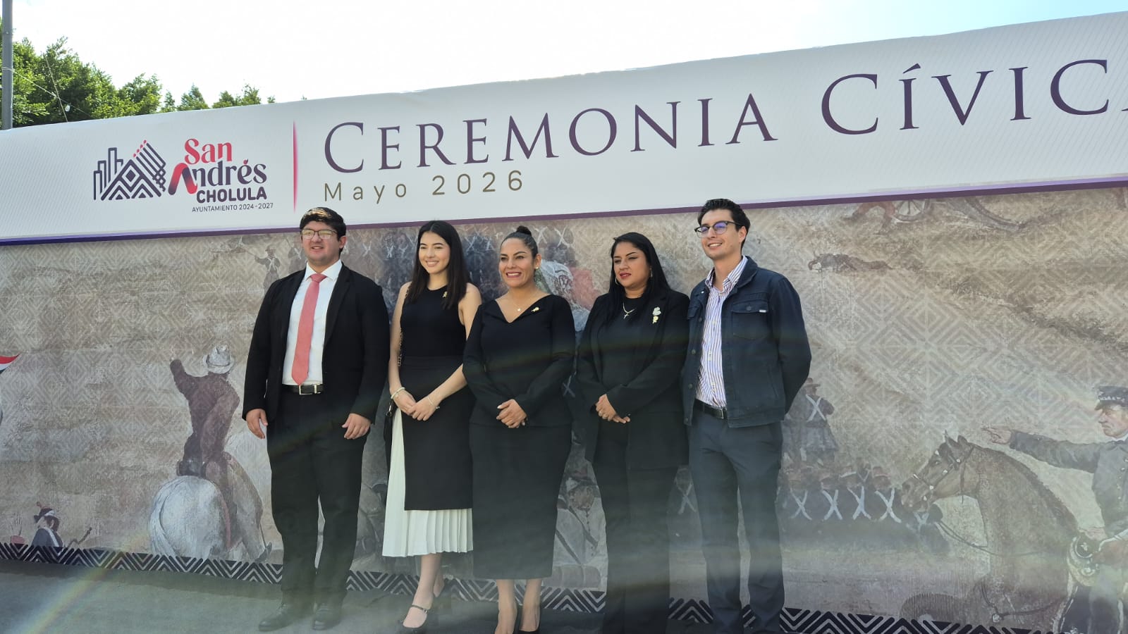 Guadalupe Cuautle honra la memoria histórica y reconoce a madres trabajadoras del Ayuntamiento