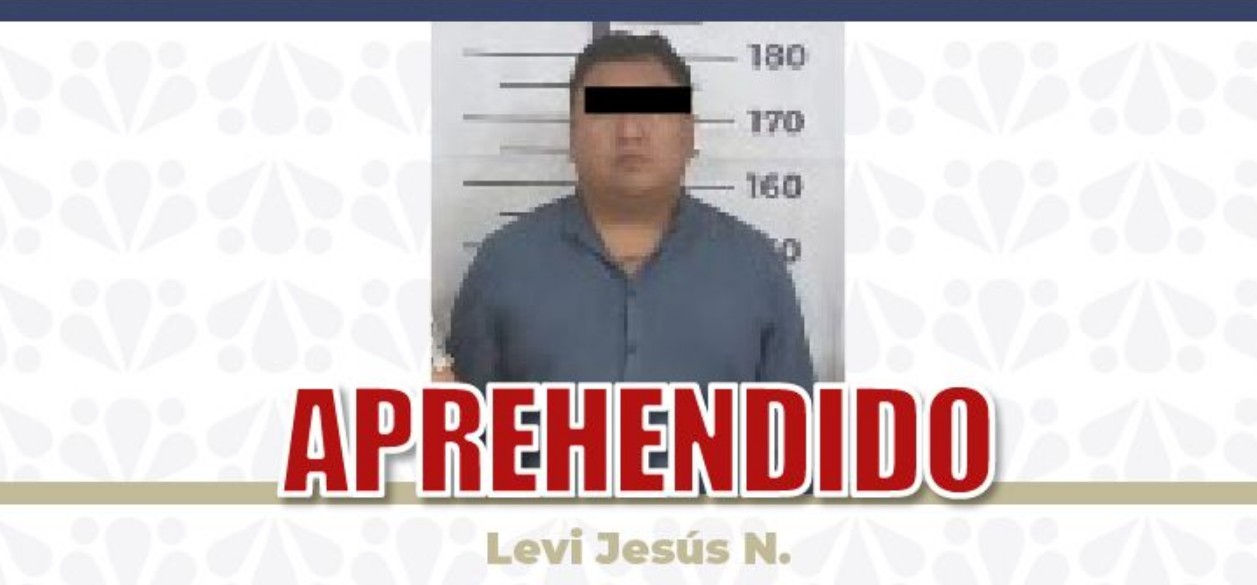 Agentes de la FGE durante operativo de detención