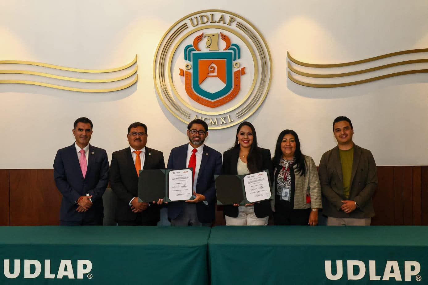 Gobierno de Tonantzin Fernández y la UDLAP apuestan por el futuro de las y los jóvenes