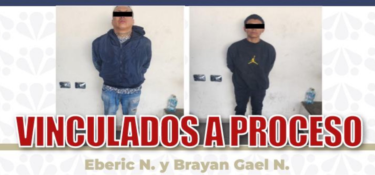 Patrullas afuera del Mercado Morelos en Puebla