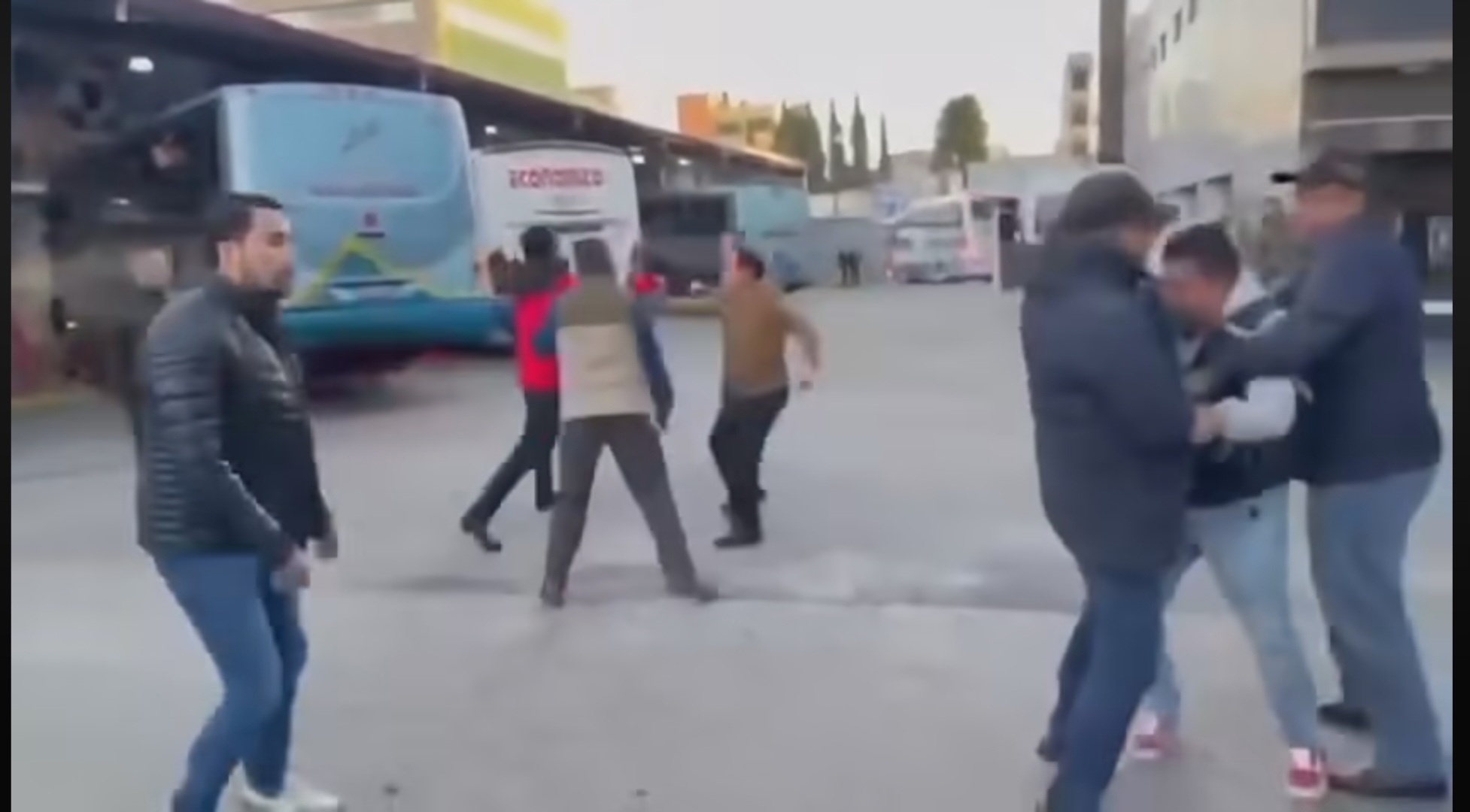 A golpes concesionarios de ATAH pretenden solucionar diferencias