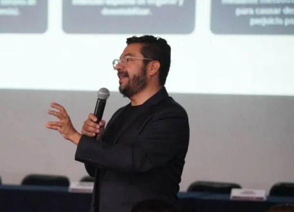 Presentan a Jorge David Cortés como nuevo encargado de Comunicación Social del gobierno de Puebla