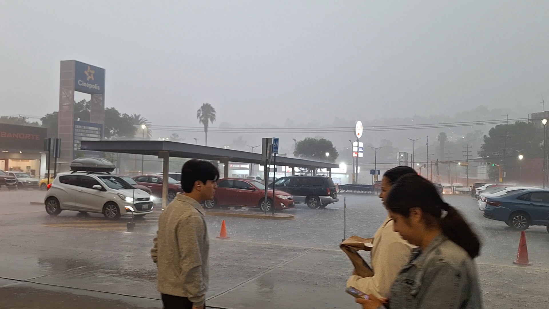 Alertan por fuertes lluvias en Tlaxcala; autoridades mantienen monitoreo y llaman a la prevención