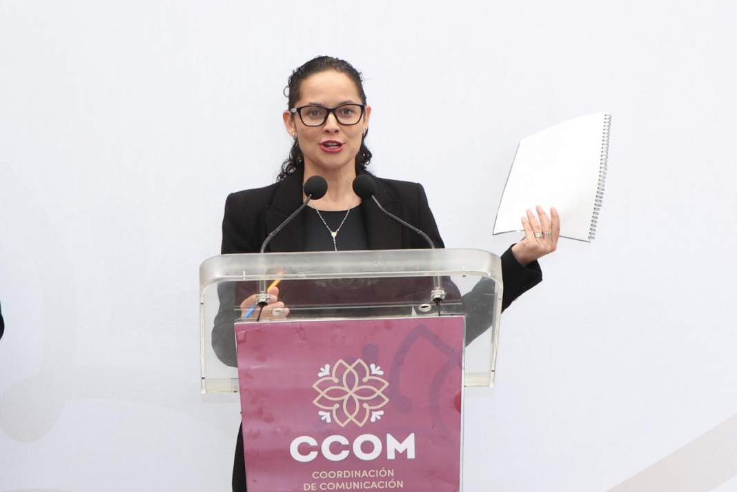 María Estela Álvarez presenta programa para cuidadoras en Tlaxcala.